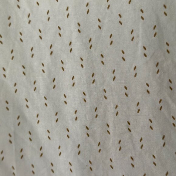 Subtle pattern untucked button down collared shirt, Mens Small - Picture 6 of 6